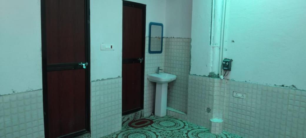 Mangal Dham, Deoghar Ξενοδοχείο Δωμάτιο φωτογραφία