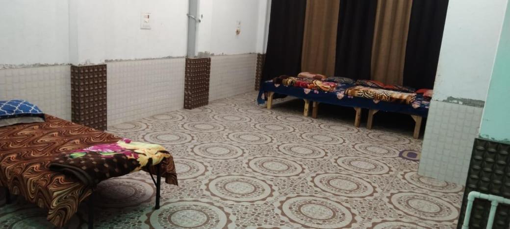 Mangal Dham, Deoghar Ξενοδοχείο Δωμάτιο φωτογραφία