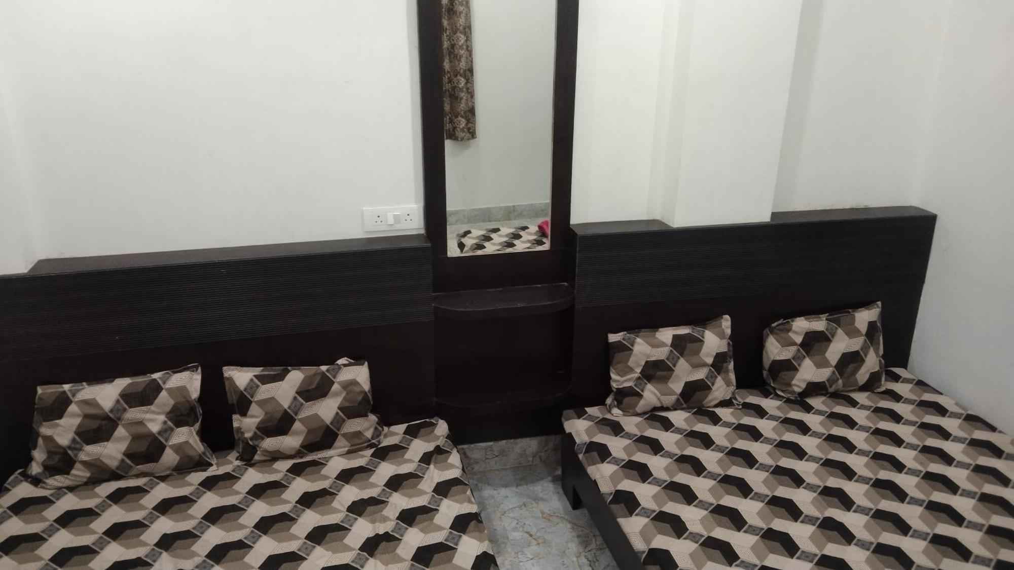 Mangal Dham, Deoghar Ξενοδοχείο Δωμάτιο φωτογραφία